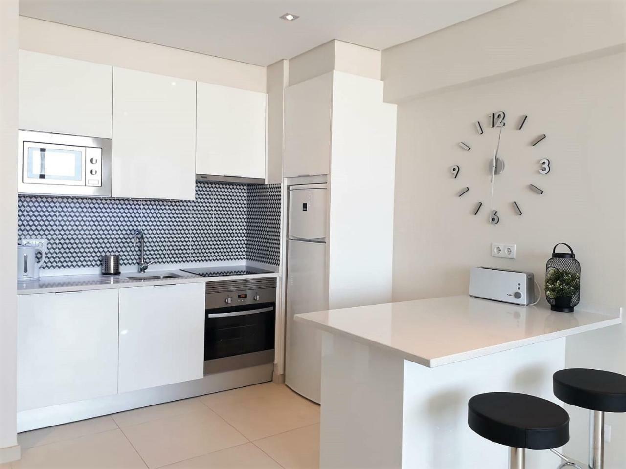 Abmar- Por-Do-Sol, Vista Mar, Remodelado, Wifi, 80Mt Praia Куартейра Екстериор снимка